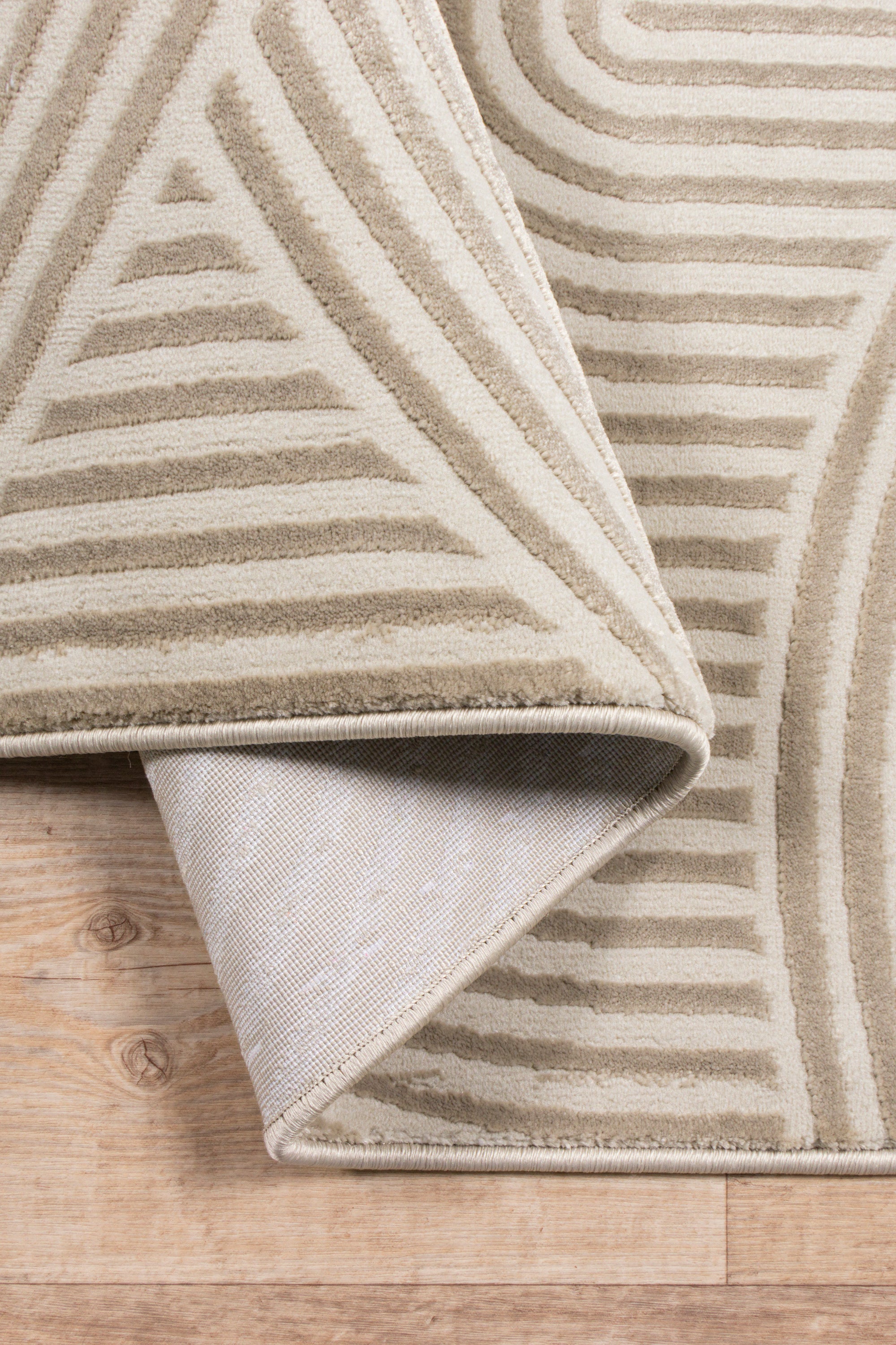 Laviense Vienna modern desenli halı